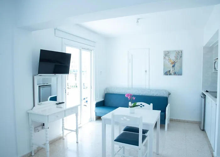 Flisvos Beach Apartments